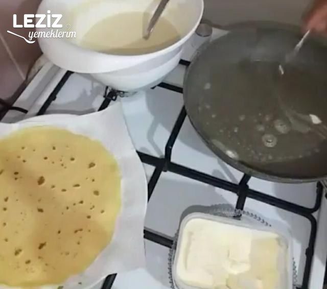 Krep Tarifi (Kahvaltıların Vazgeçilmezi)