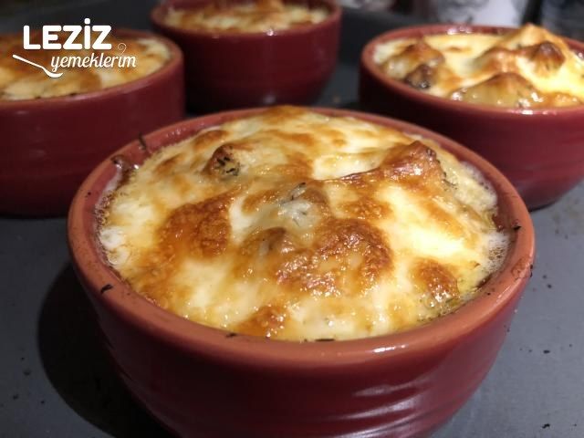 Güveçte Peynirli Yumurtalı Patates