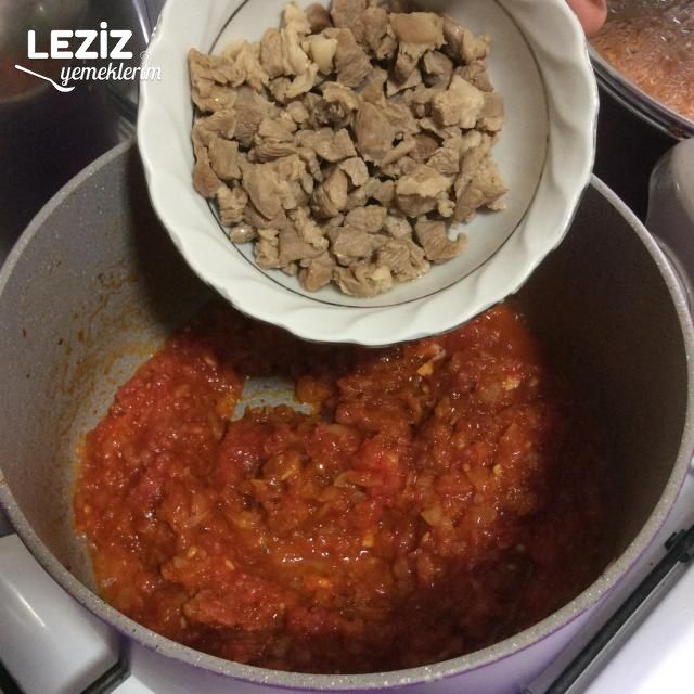 Etli Bamya Yemeği
