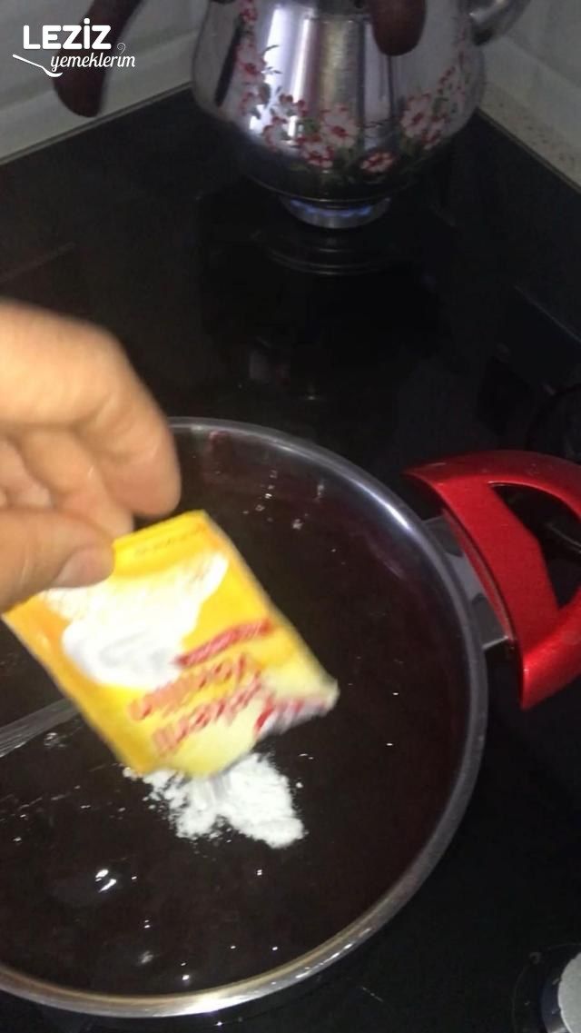 Böğürtlen Soslu Cheesecake