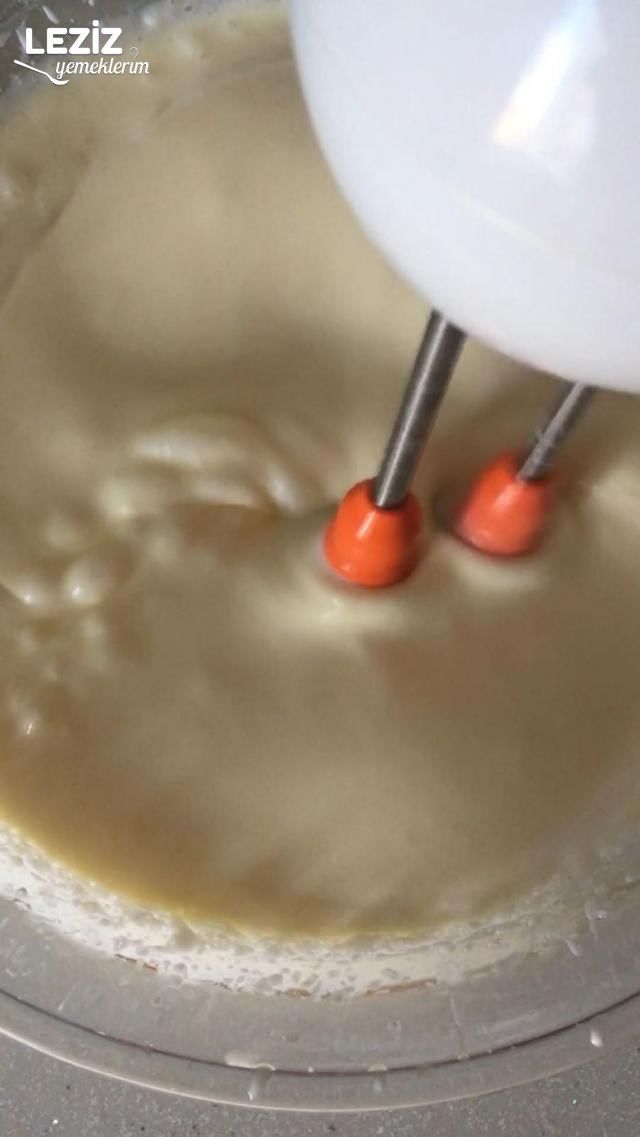 Böğürtlen Soslu Cheesecake