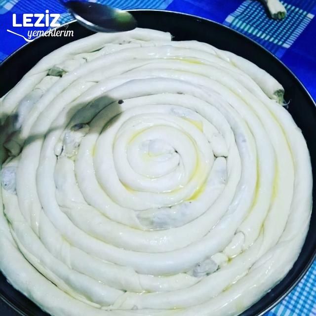 Kıymalı Pırasalı Boşnak Böreği
