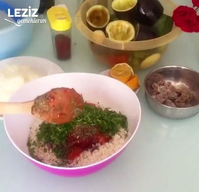 İç Malzemesi Çiğden, 5 Dakikada Girit Kabağı Dolması