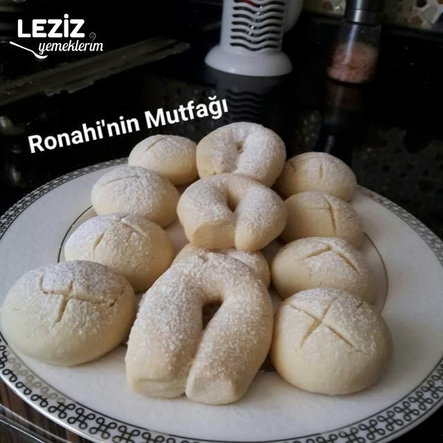 Pastane Usulü Ağızda Dağılan Un Kurabiyesi