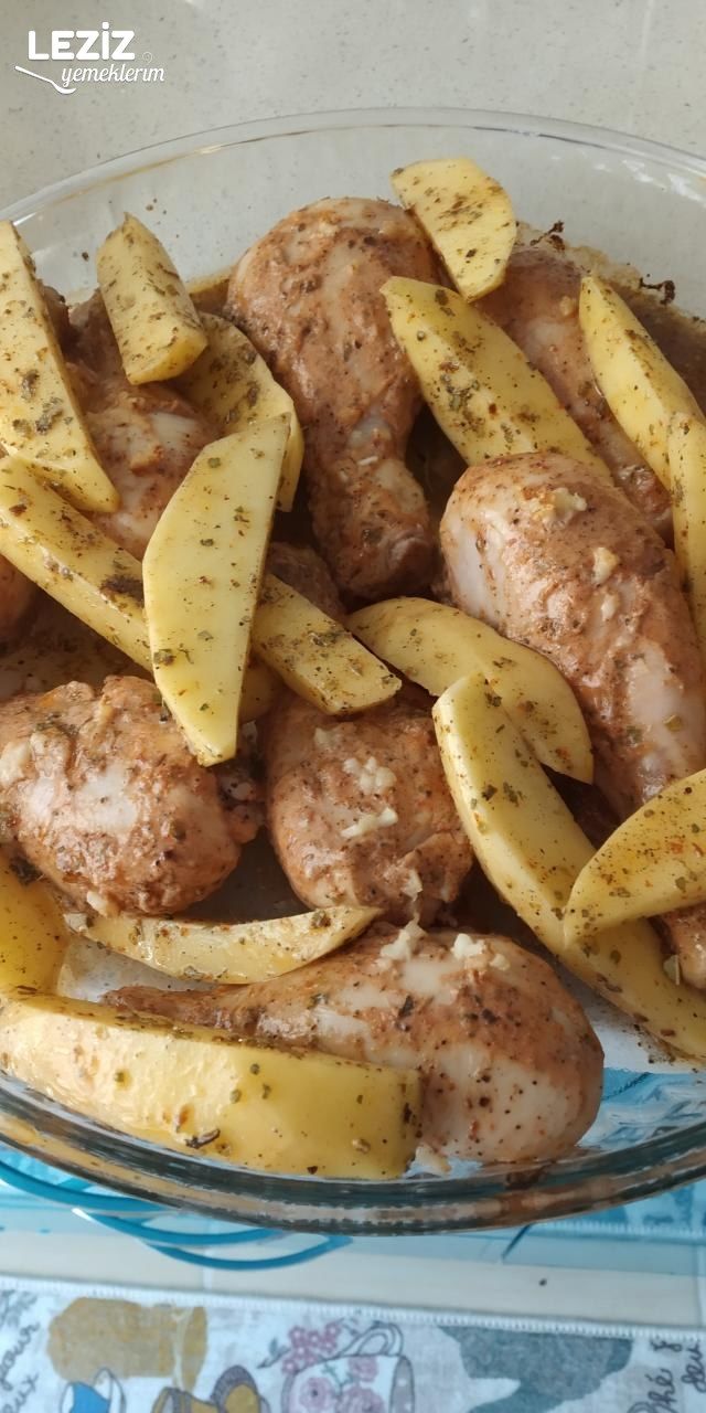 Fırında Özel Soslu Baget