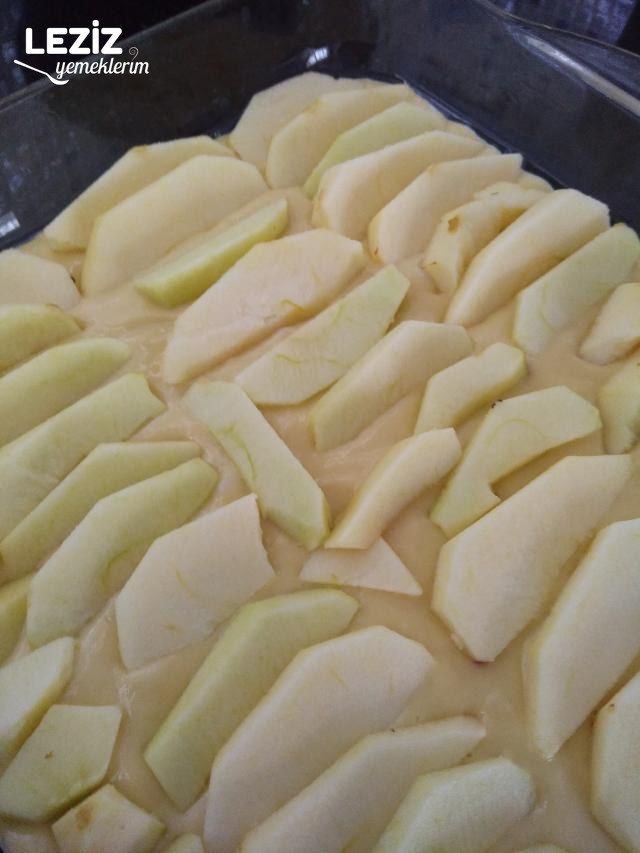 Leziz Elmalı Pasta