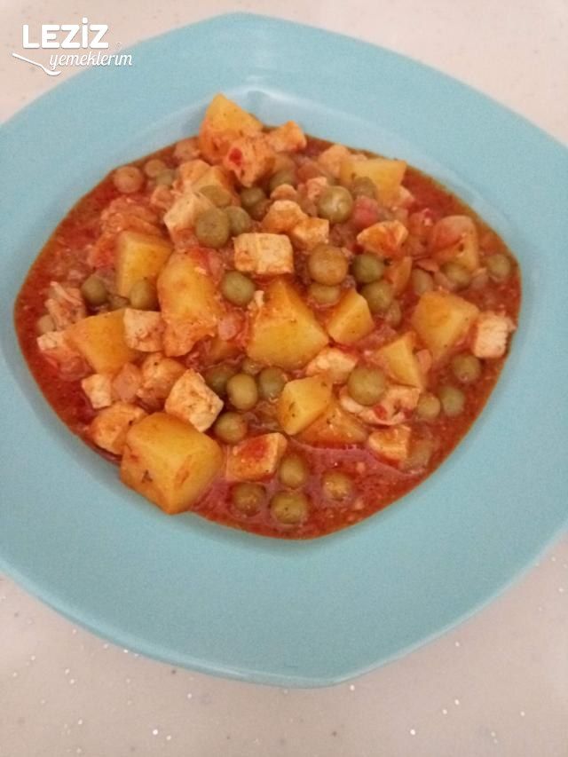 Patatesli Bezelyeli Tavuk Yemeği