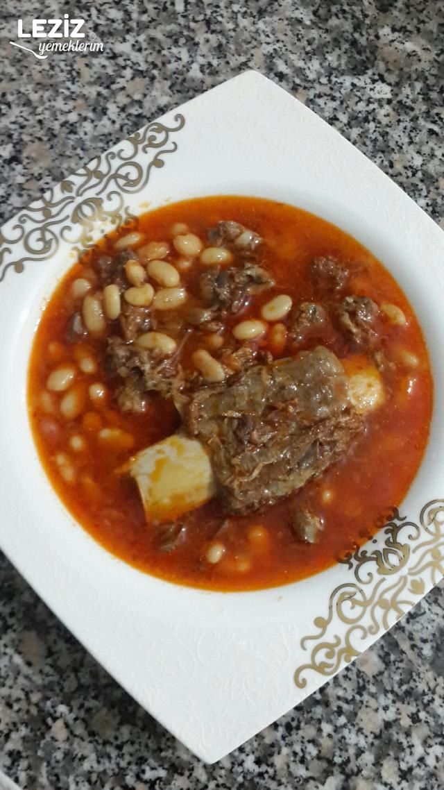 Kaburgalı Kuru Fasulye Yemeği
