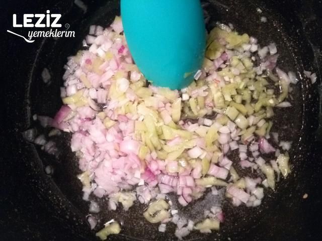 Patatesli Patlıcan Yemeği
