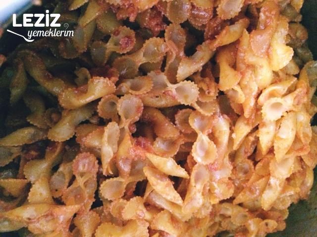 Pilav Usulü Makarna (Suyunu Süzmek Yok)