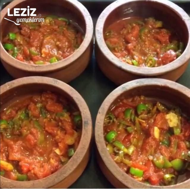 Güveçte Menemen