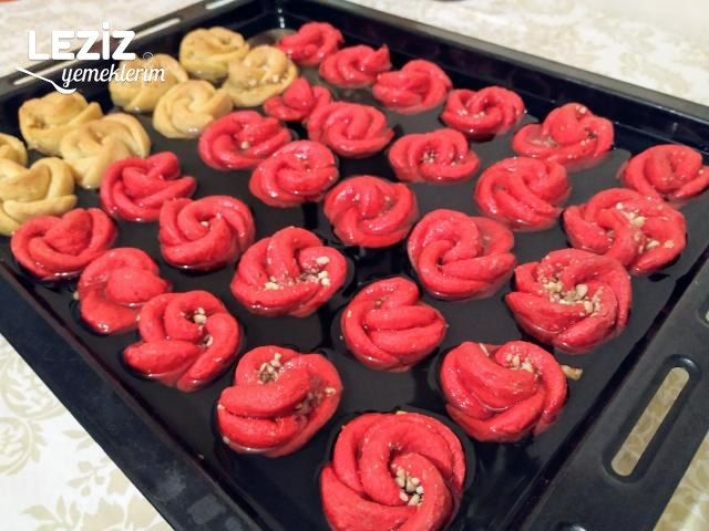 Kırmızı Gül Tatlısı Tarifi
