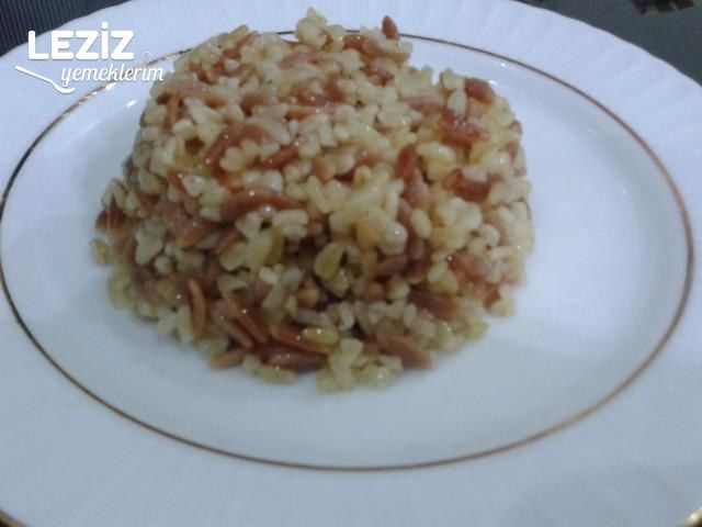 Arpa Şehriyeli Bulgur Pilavı Tarifi