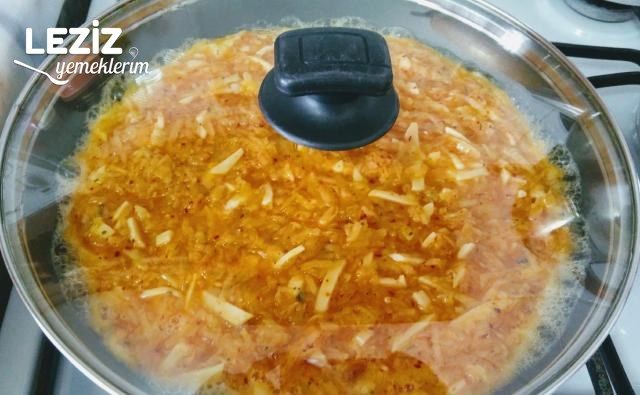 Patatesli Kaşarlı Omlet (Börek Tadında)