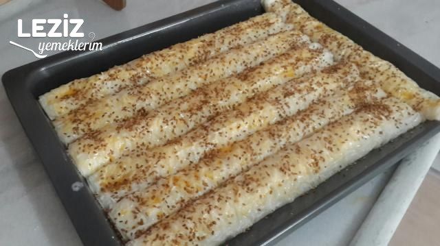 Baklavalık Yufkadan Peynirli Çıtır Börek