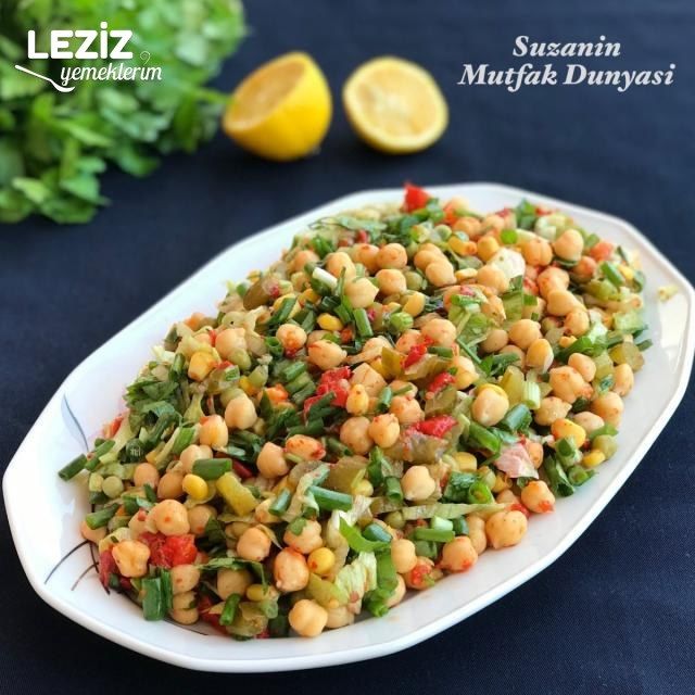 Nefis Nohut Salatası Tarifi