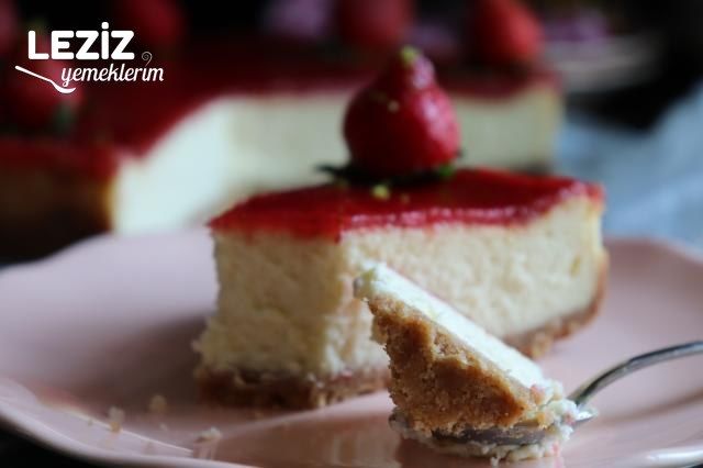 Çilekli Cheesecake Nasıl Yapılmalı?