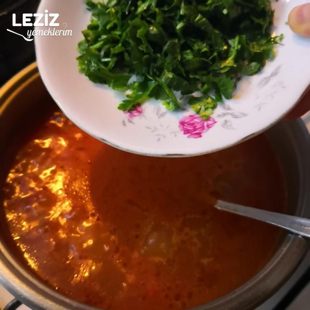 Kıymalı Tel Şehriye Çorbası Tarifi