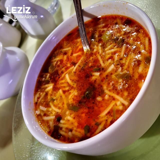 Kıymalı Tel Şehriye Çorbası Tarifi