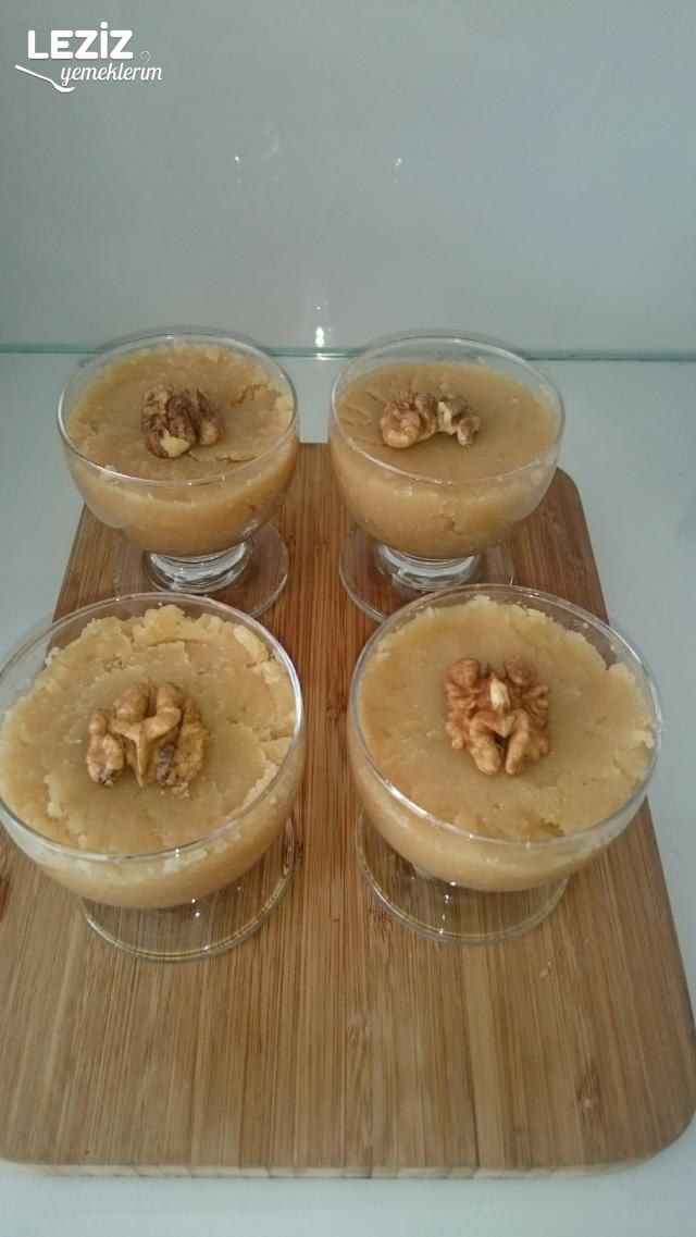 Yumurtalı Un Helvası