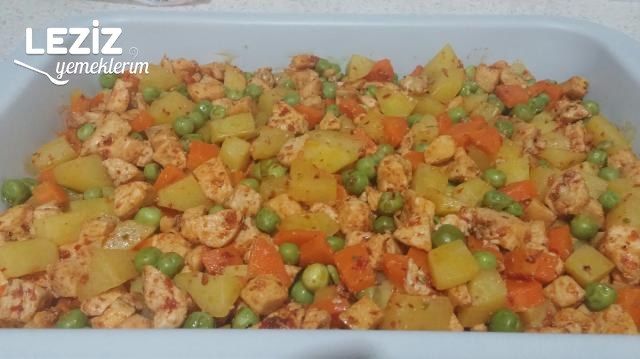 Beşamel Soslu Tavuklu Bezelye