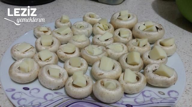 5 Dakikada Kaşarlı Mantar Tarifi (Mikrodalgada)