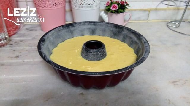 Nefis Kremalı Kek