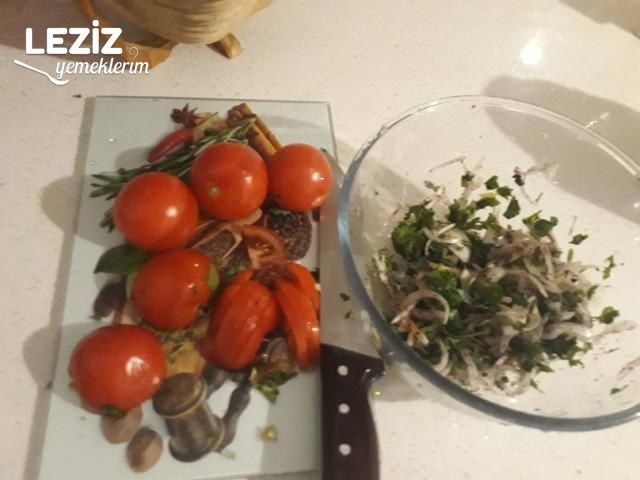 Ekmek Arası Köfte