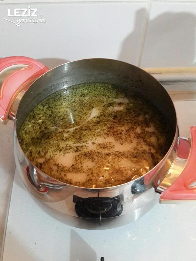Avşar Tarhanası Çorbası (Dövme Çorba)