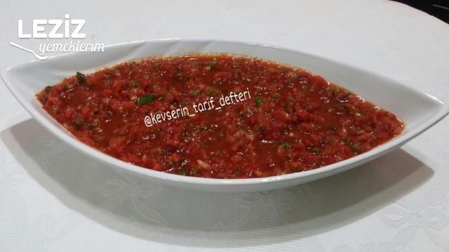 Nefis Acılı Ezme Tarifi