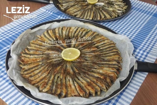 Yağlı Kağıtta Kokusuz Hamsi Tava