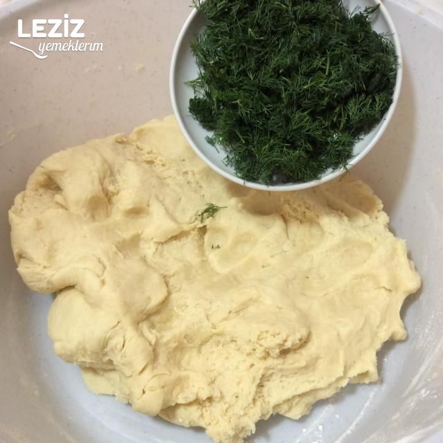 Peynirli Dereotlu Poğaça Tarifi