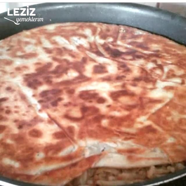 İçli Börek (Çullu Börek)