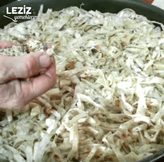 İçli Börek (Çullu Börek)