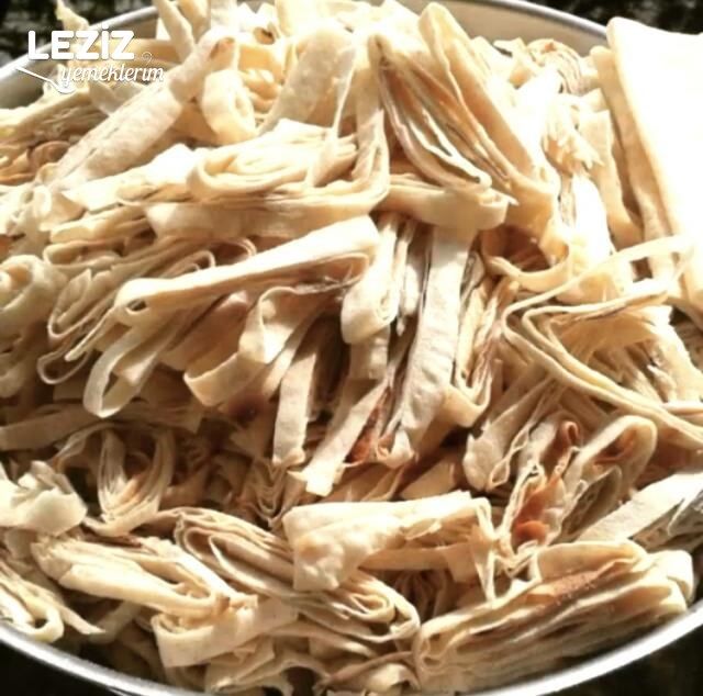 İçli Börek (Çullu Börek)