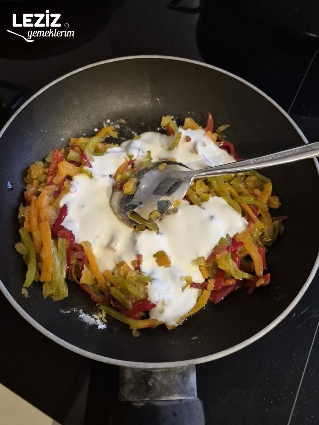 Ziyafet  Köftesi