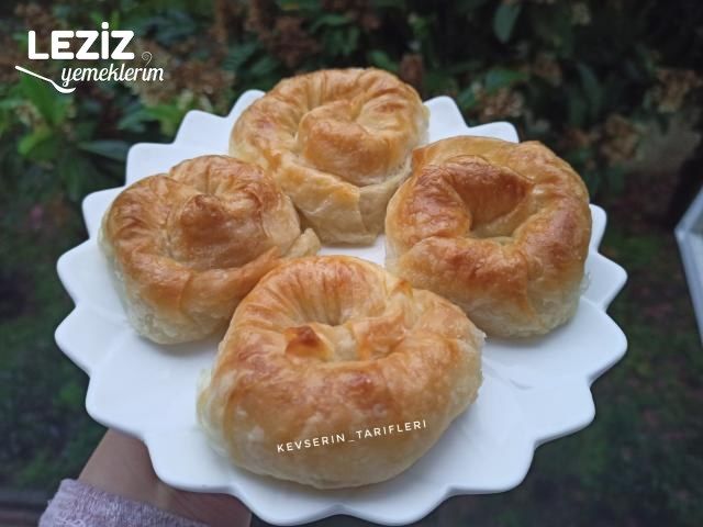 Yalancı Boyoz Böreği Nasıl Yapılır
