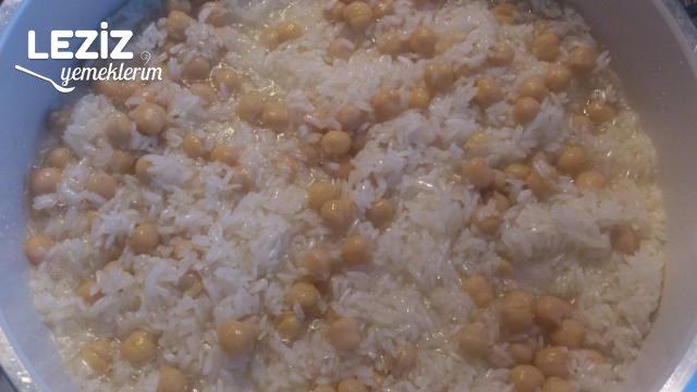 Nohutlu Pilav (Kavurma Usulü Tane Tane)