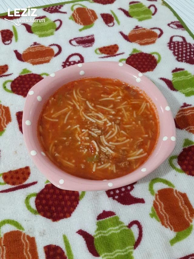 Kıymalı Sebzeli Tel Şehriye Çorbası
