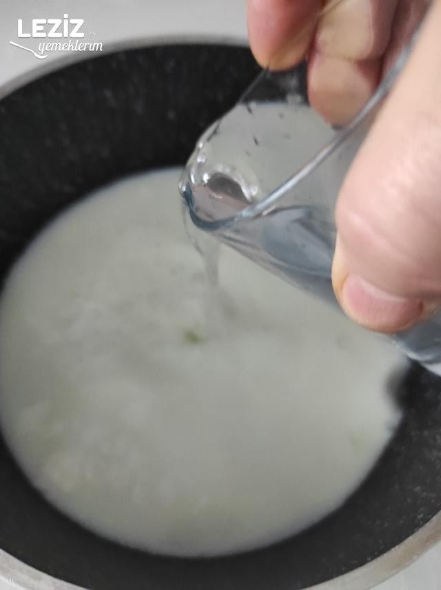 Su Muhallebisi Tarifi, Nasıl Yapılır