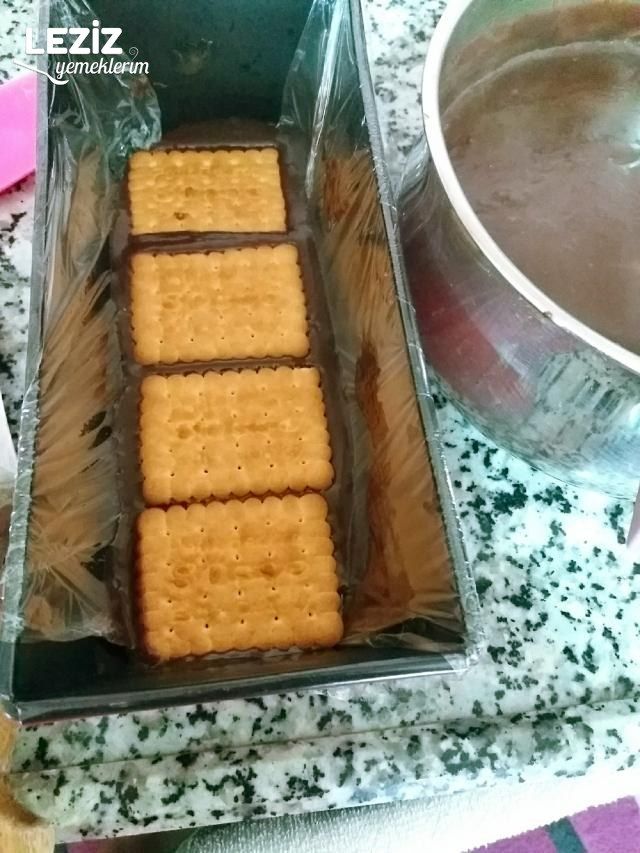 3 Malzemeli Pratik Pasta Tarifi