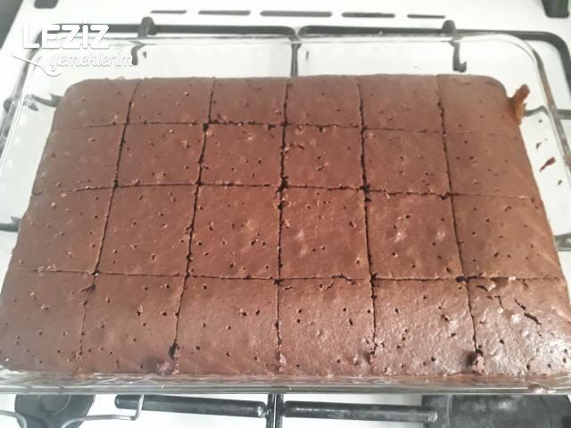 Islak Browni Kek