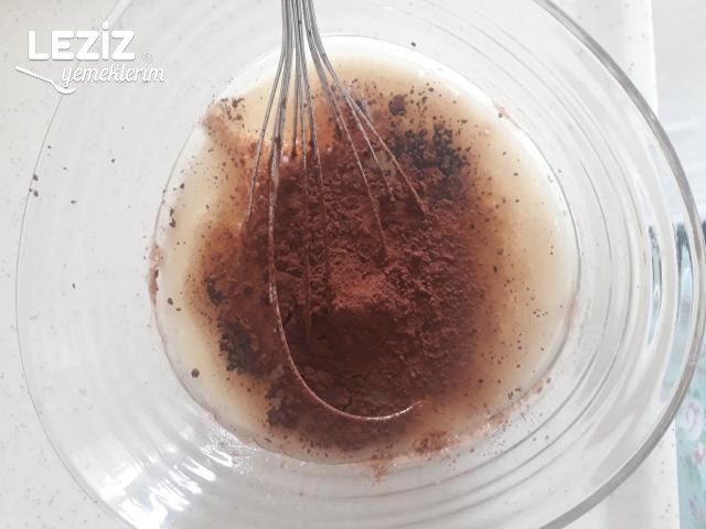 Islak Browni Kek