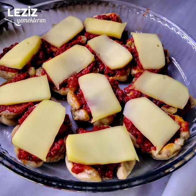 Kaşarlı Soslu Tavuk Tarifi