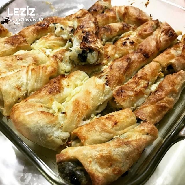 Ispanaklı Peynirli Börek