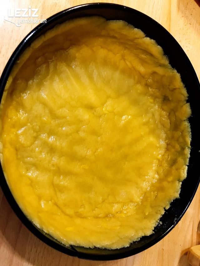 Kek Kalıbında Narlı Kurabiye Tart (Muhteşem)