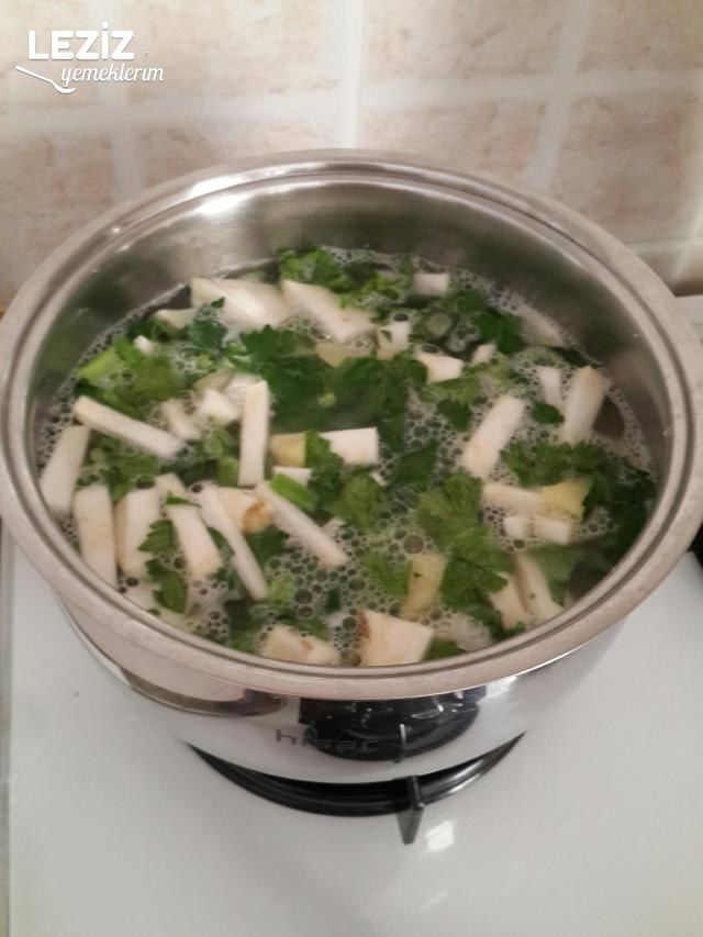 Kereviz Çorbası