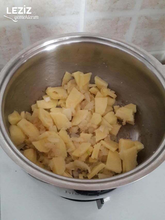 Kereviz Çorbası