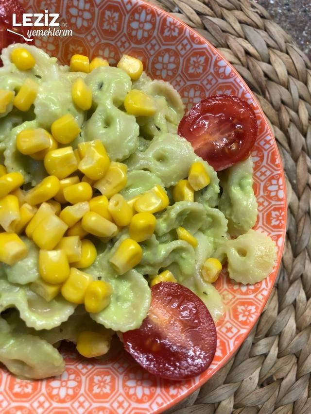 Avakado Soslu Makarna