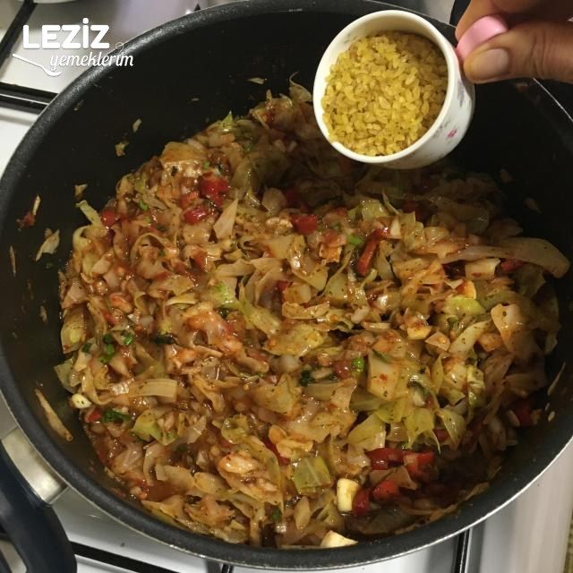 Zeytinyağlı Lahana Yemeği Tarifi